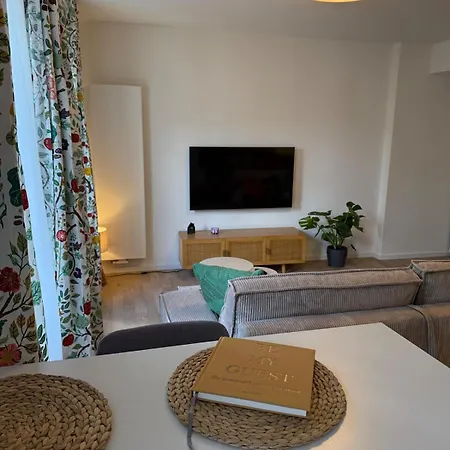 2 Og Direkt An Der Laga 2026 - Wunderschoene Direkt Am Markt! Apartment *